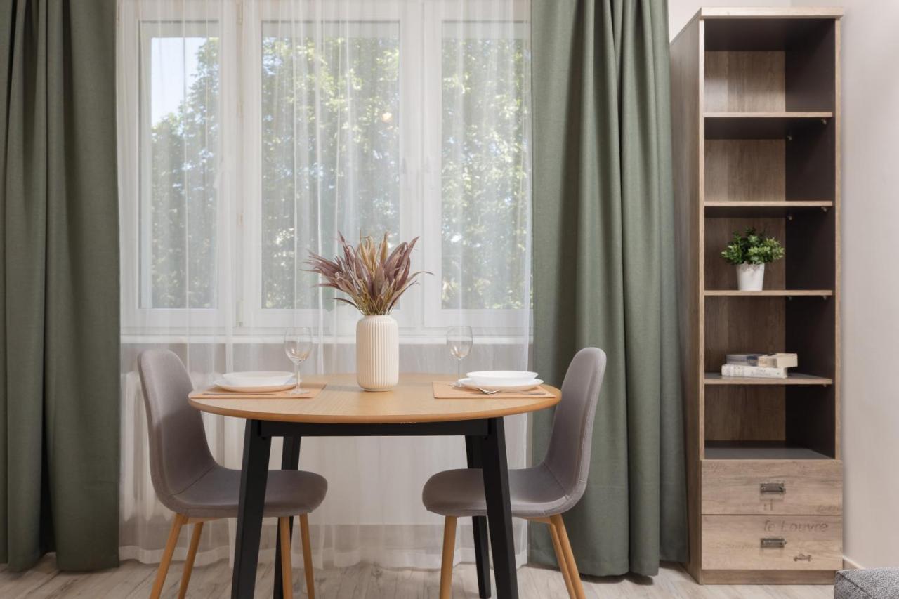 Studio Warsaw Wlochy 1 Sierpnia By Noclegi Renters Exterior foto