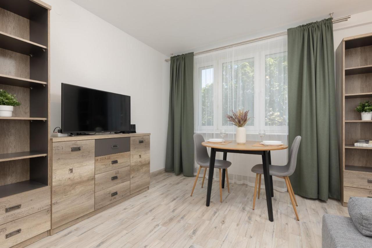 Studio Warsaw Wlochy 1 Sierpnia By Noclegi Renters Exterior foto